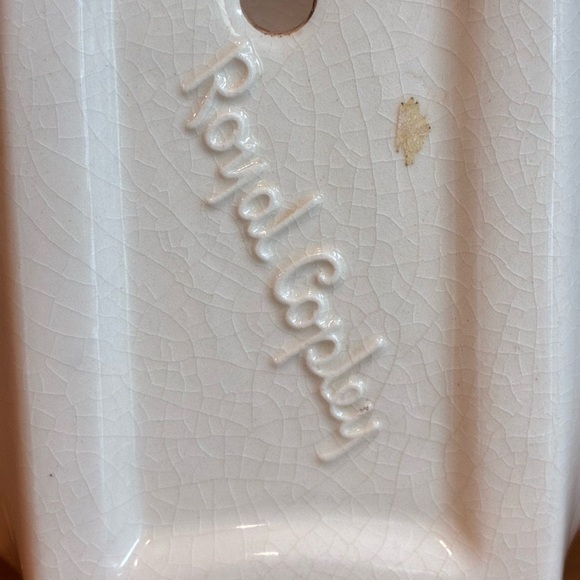 Vintage Royal Copley Straw Hat Wall Pocket - Picture 5 of 9